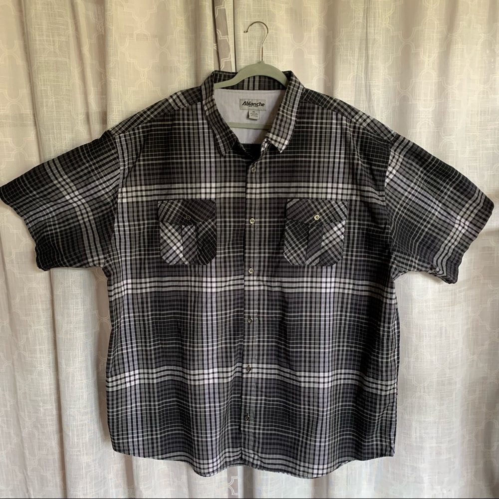 Ablanche Short Sleeve Button Black/ White Plaid Shirt; Men's 6 XL